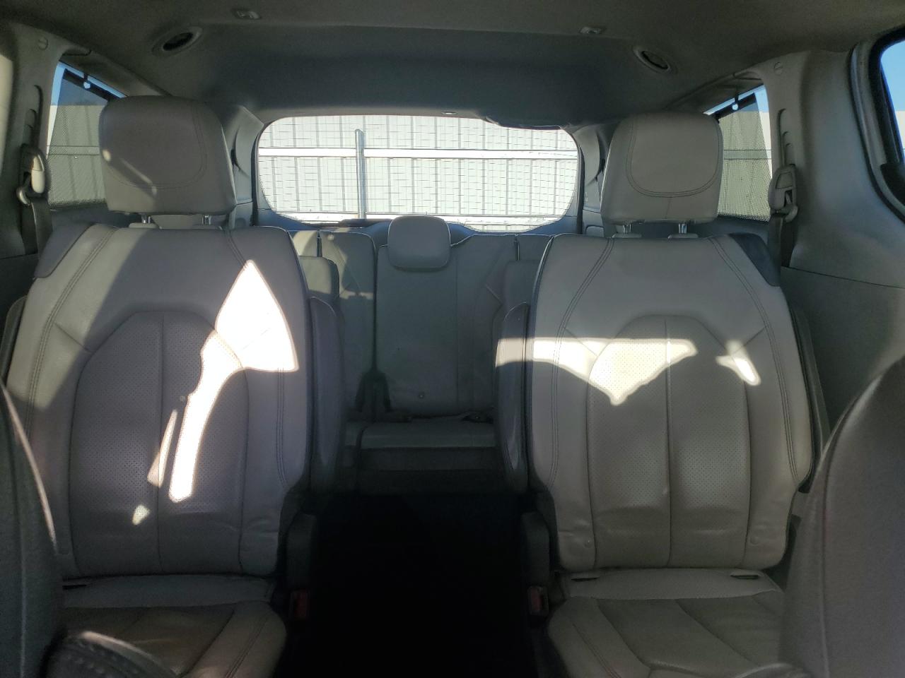 2019 Chrysler Pacifica Touring L VIN: 2C4RC1BG0KR554128 Lot: 82283465