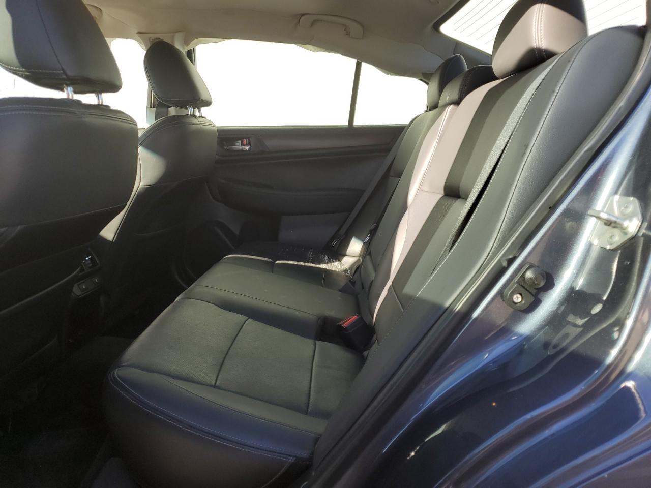 2015 Subaru Legacy 2.5I Limited VIN: 4S3BNAL66F3018963 Lot: 85887785