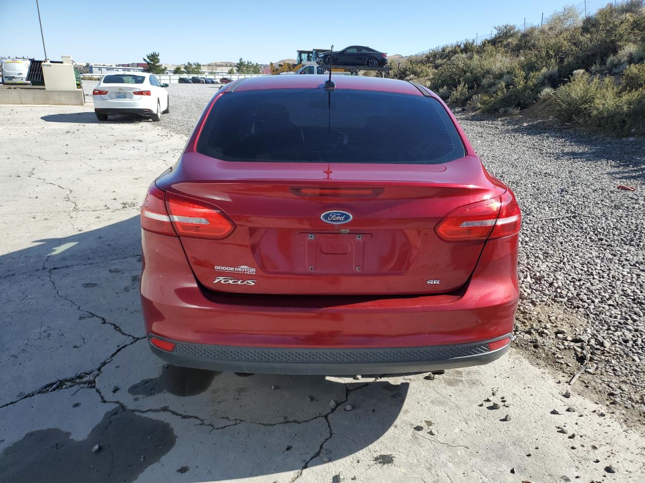 2017 Ford Focus Se VIN: 1FADP3F25HL215588 Lot: 85650375