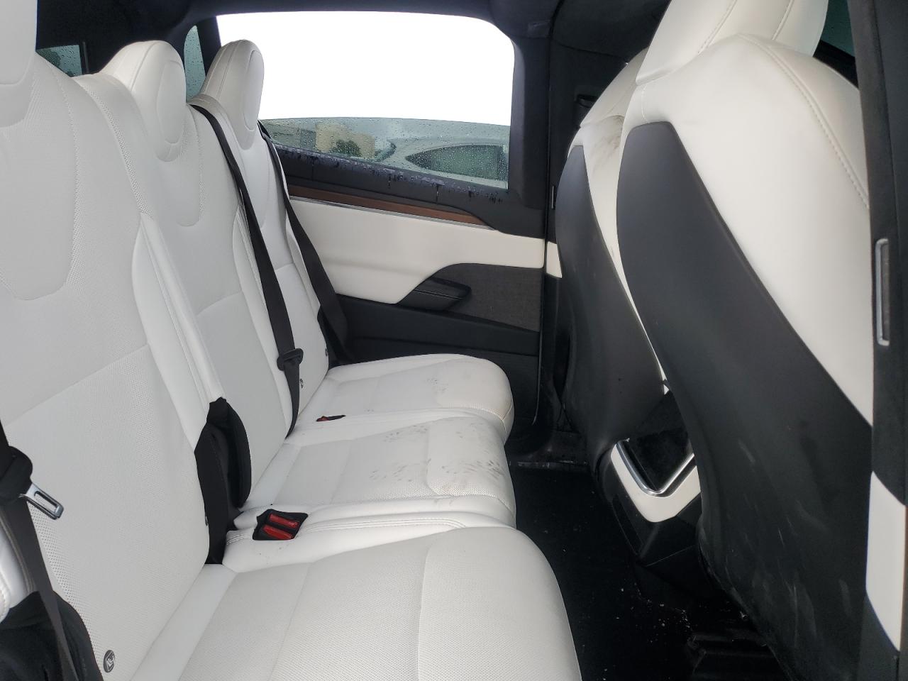 2022 Tesla Model X VIN: 7SAXCAE58NF363898 Lot: 84976825