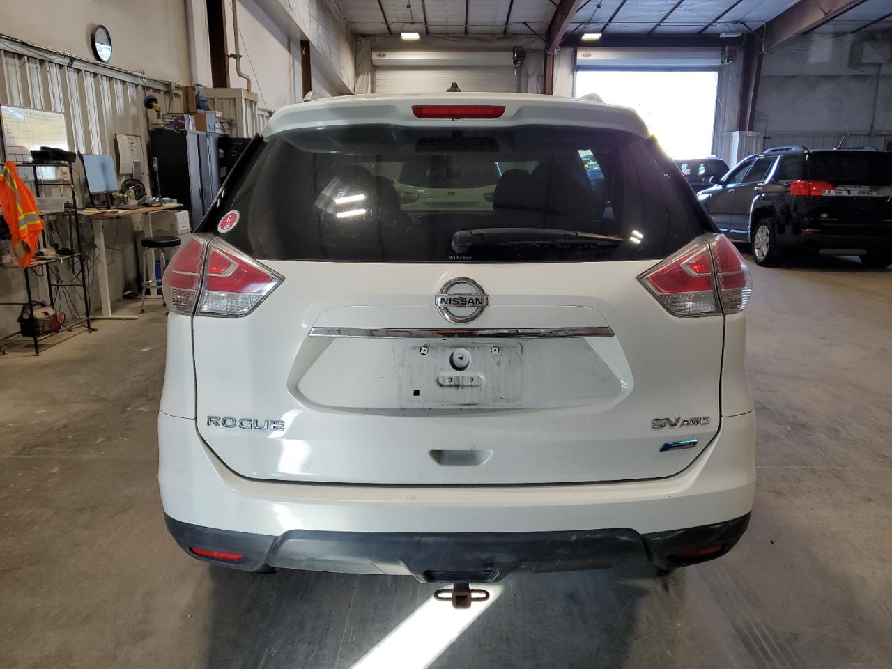 2014 Nissan Rogue S VIN: 5N1AT2MV5EC820363 Lot: 82346505