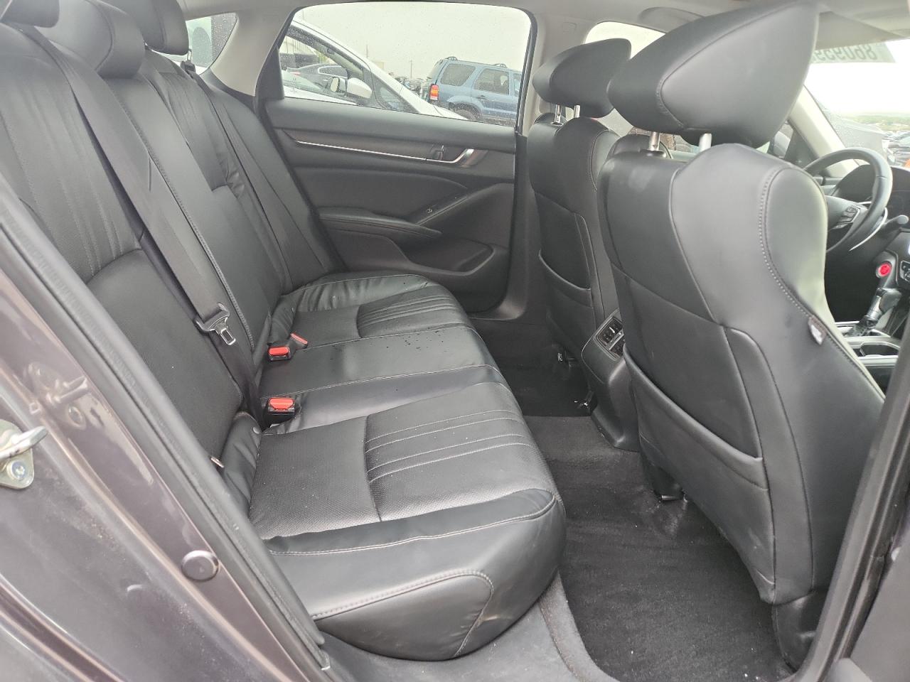 2018 Honda Accord Touring VIN: 1HGCV1F98JA164118 Lot: 86095935