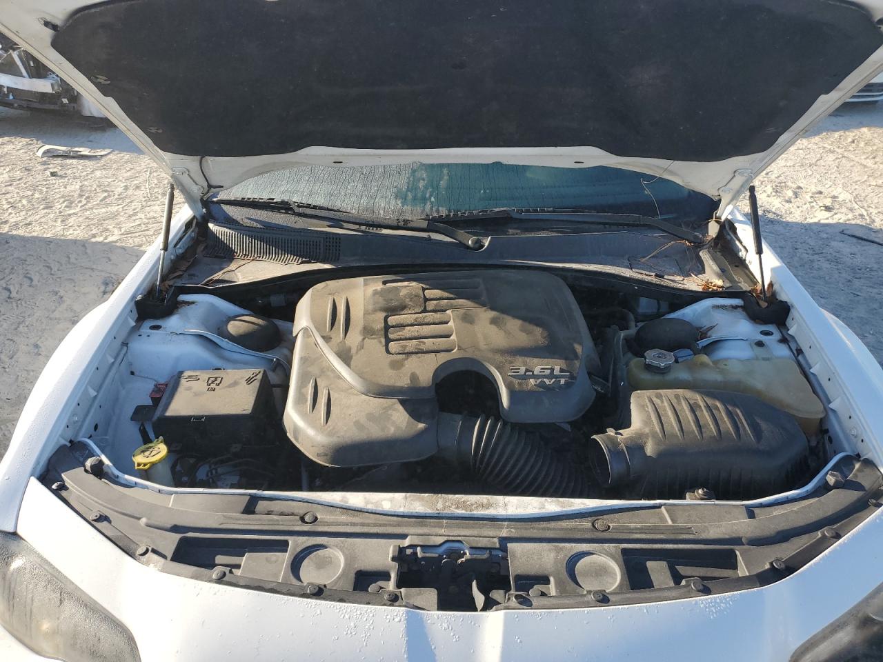 2016 Chrysler 300 S VIN: 2C3CCAGGXGH262082 Lot: 82567975