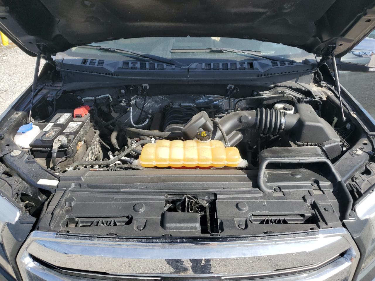 2015 Ford F150 Supercrew VIN: 1FTEW1EFXFKE82111 Lot: 81996895