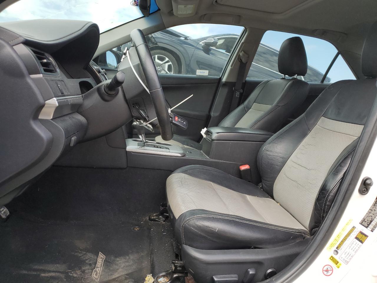 2014 Toyota Camry L VIN: 4T1BF1FK3EU744919 Lot: 84733435