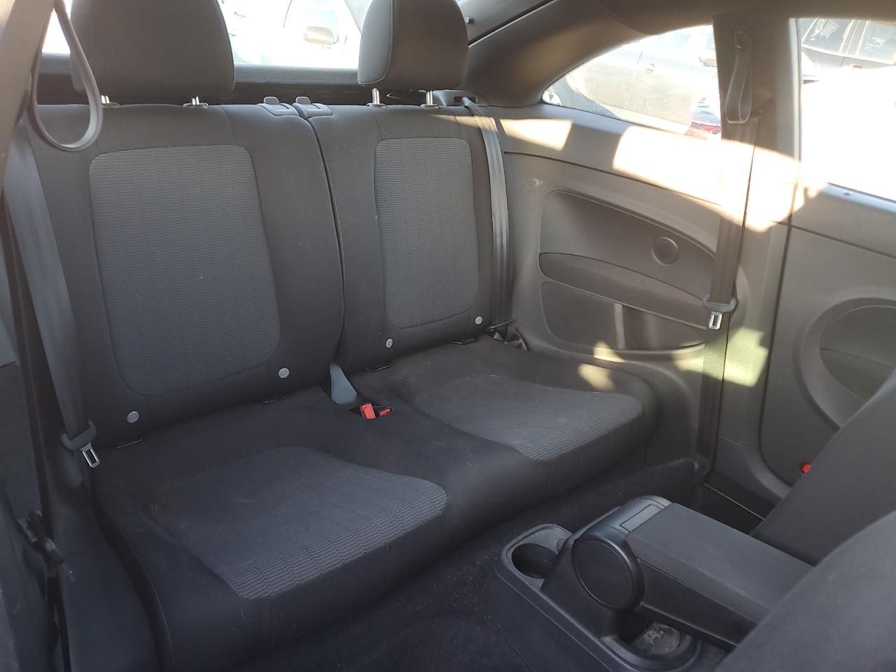 2014 Volkswagen Beetle VIN: 3VWF17AT1EM651986 Lot: 84803785