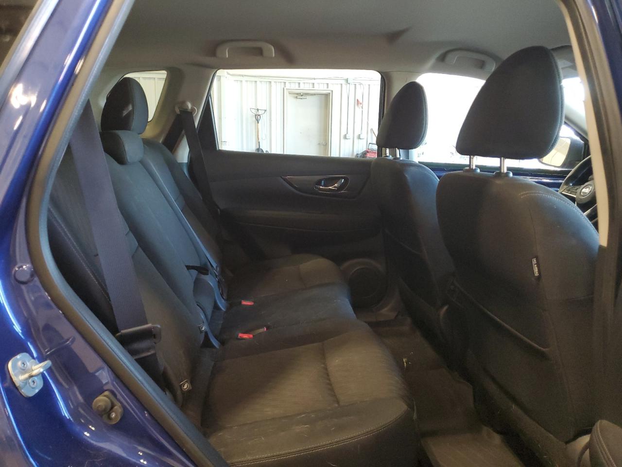 2017 Nissan Rogue S VIN: KNMAT2MV9HP522951 Lot: 85560645