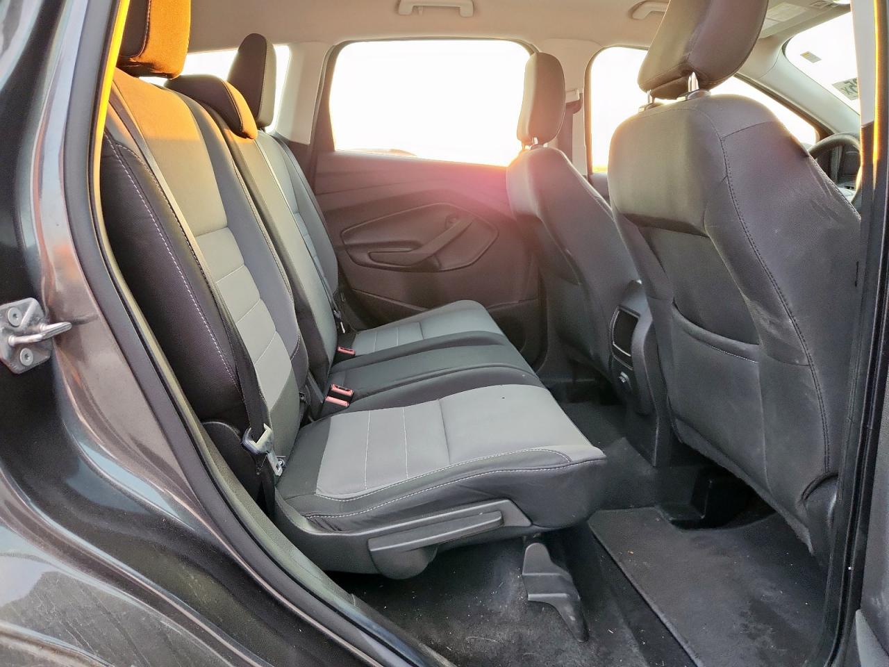 2019 Ford Escape S VIN: 1FMCU0F73KUB76506 Lot: 85529625