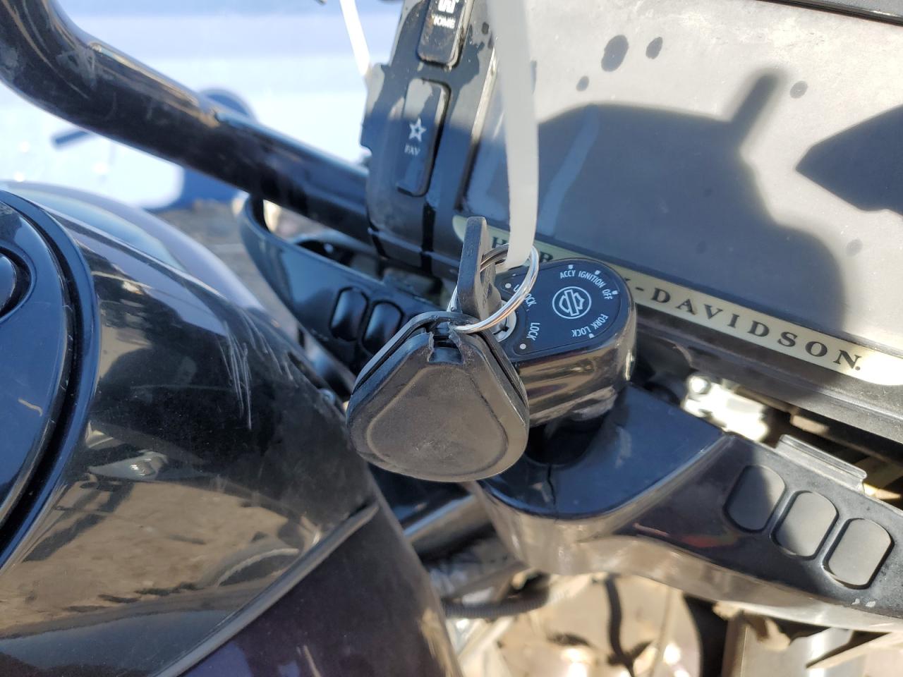 2018 Harley-Davidson Flhxs Street Glide Special VIN: 1HD1KRC13JB646709 Lot: 87452565