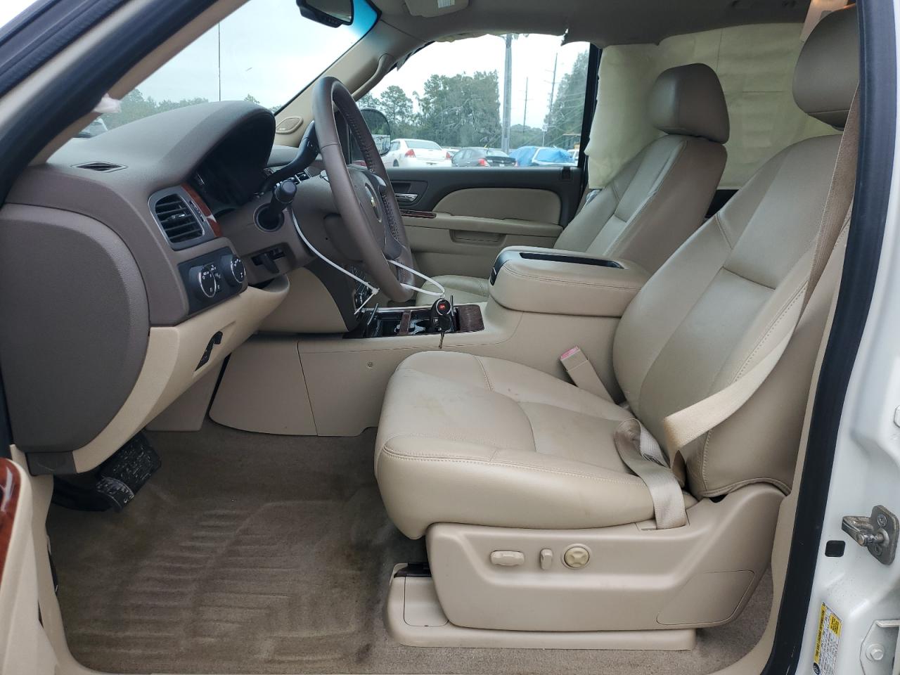 2013 Chevrolet Avalanche Ltz VIN: 3GNTKGE70DG242012 Lot: 82352455