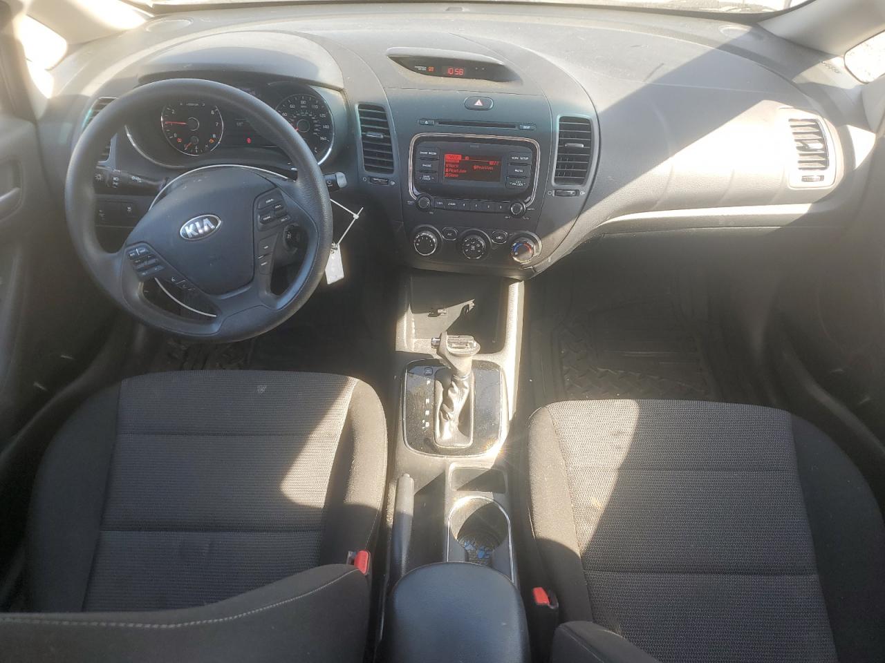 2018 Kia Forte Lx VIN: 3KPFK4A73JE260537 Lot: 84387985