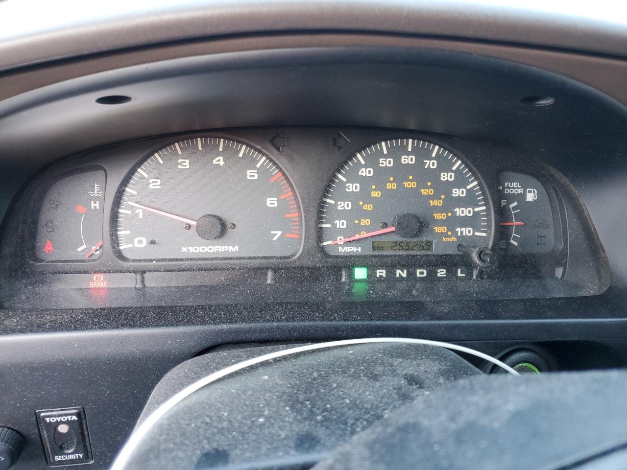2000 Toyota 4Runner Sr5 VIN: JT3GN86R9Y0145722 Lot: 90051235