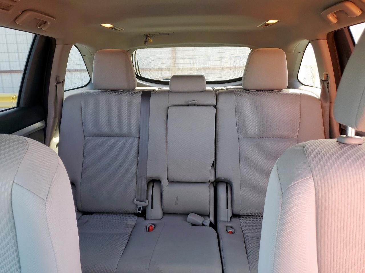 2018 Toyota Highlander Le VIN: 5TDZARFHXJS033091 Lot: 82449525