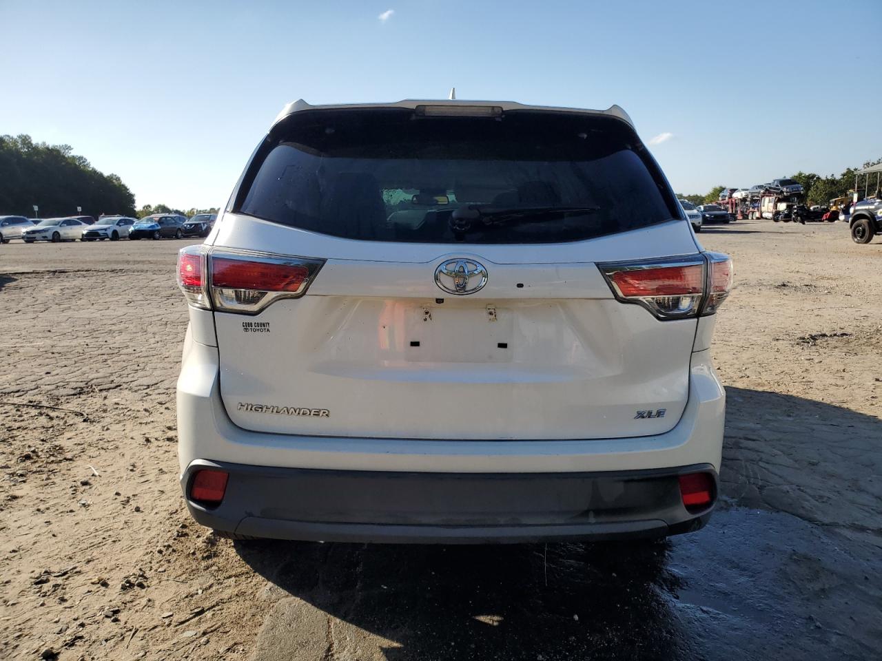 2016 Toyota Highlander Xle VIN: 5TDKKRFH2GS176589 Lot: 84753045