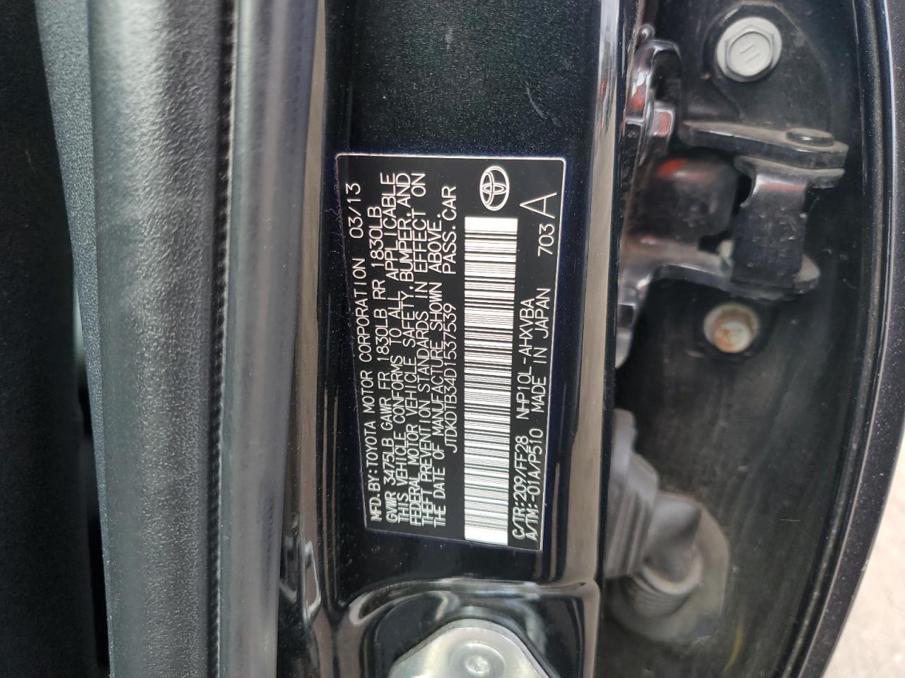 2013 Toyota Prius C VIN: JTDKDTB34D1537539 Lot: 90098715