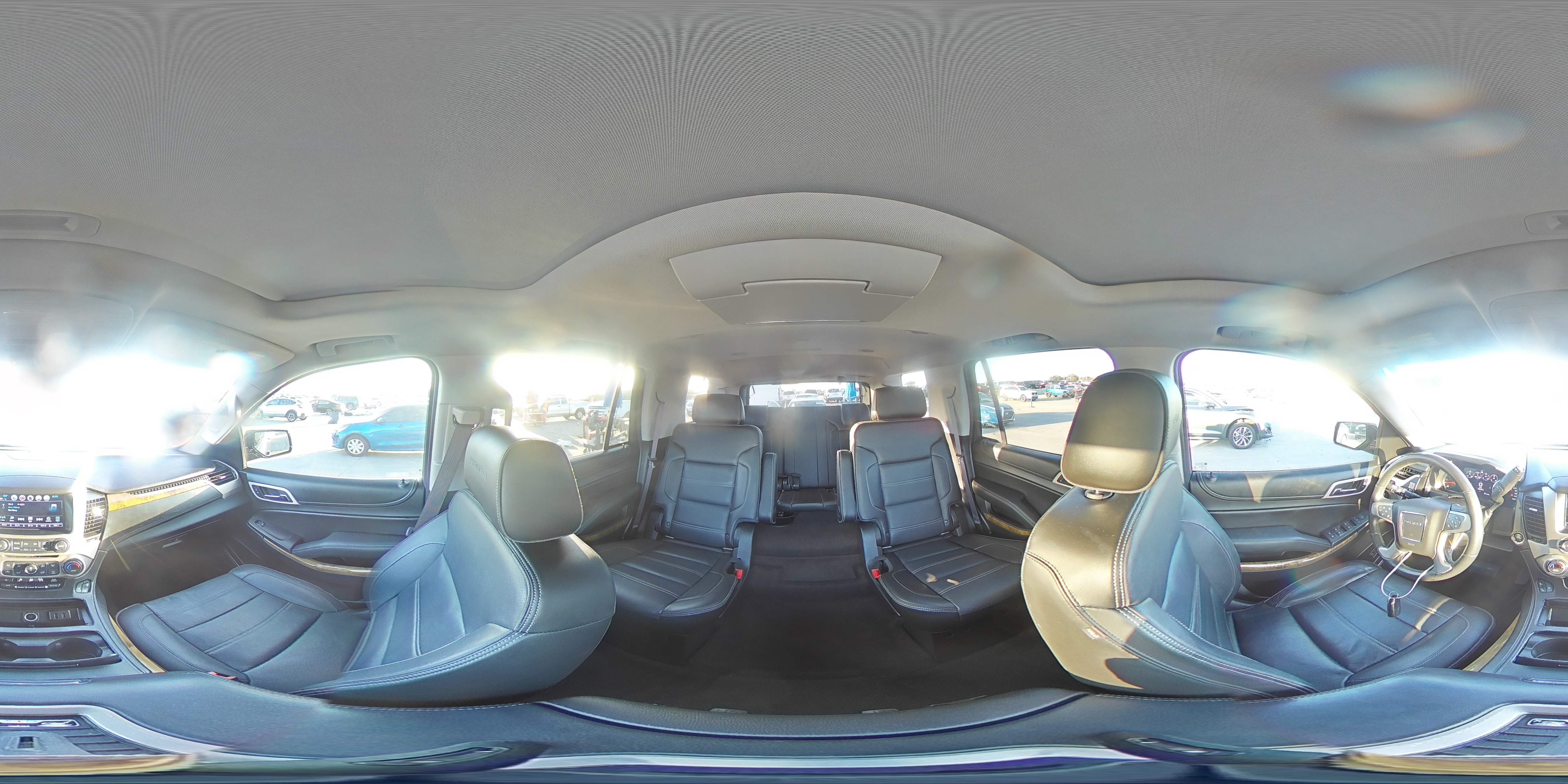 2017 GMC Yukon Denali VIN: 1GKS1CKJ2HR282666 Lot: 85828425