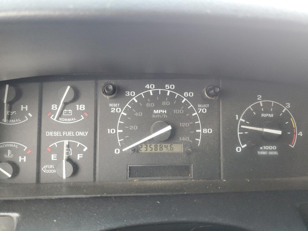 1997 Ford F350 VIN: 1FTJW35F2VEB86667 Lot: 83924285