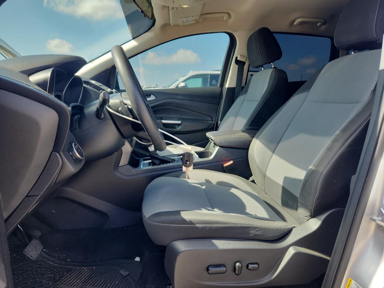 2017 Ford Escape Se VIN: 1FMCU9G99HUB46245 Lot: 89812795