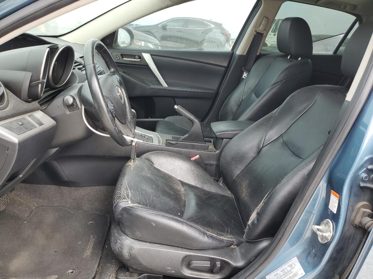 2011 Mazda 3 S VIN: JM1BL1M53B1492046 Lot: 86837195