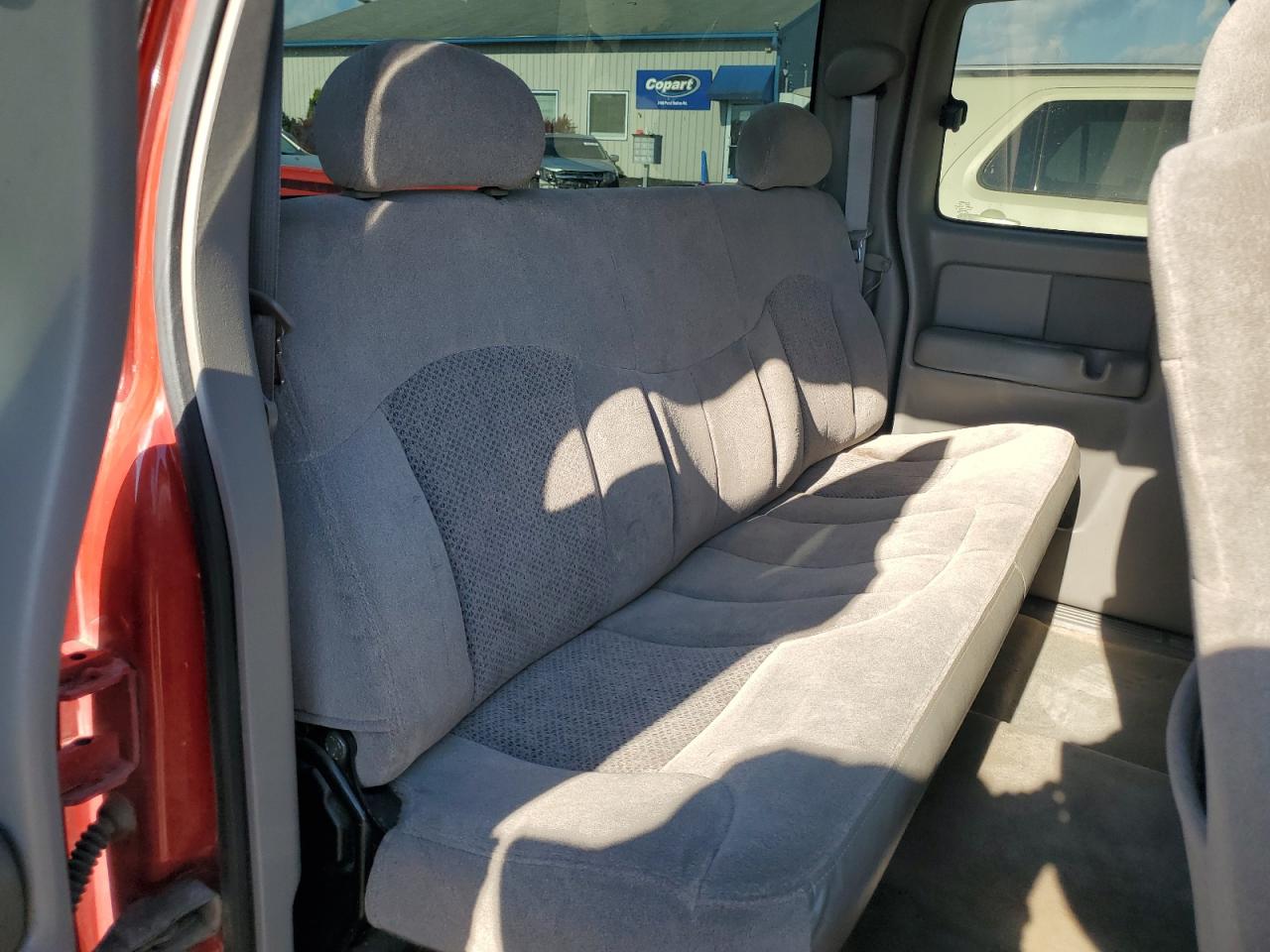 2000 Chevrolet Silverado C1500 VIN: 2GCEC19V6Y1370046 Lot: 84913455