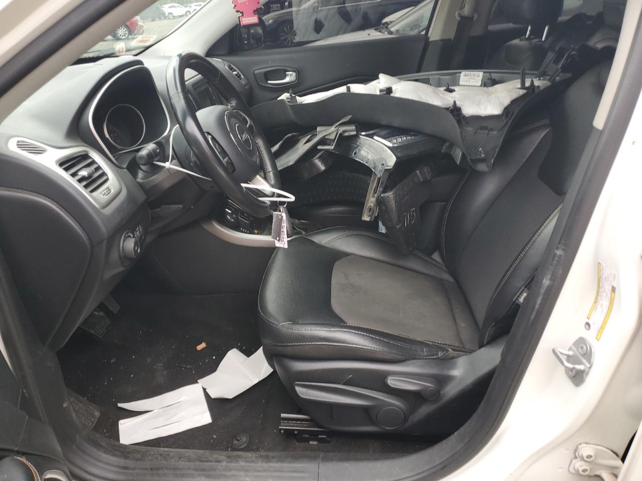 2018 Jeep Compass Latitude VIN: 3C4NJDBB6JT480025 Lot: 85847655