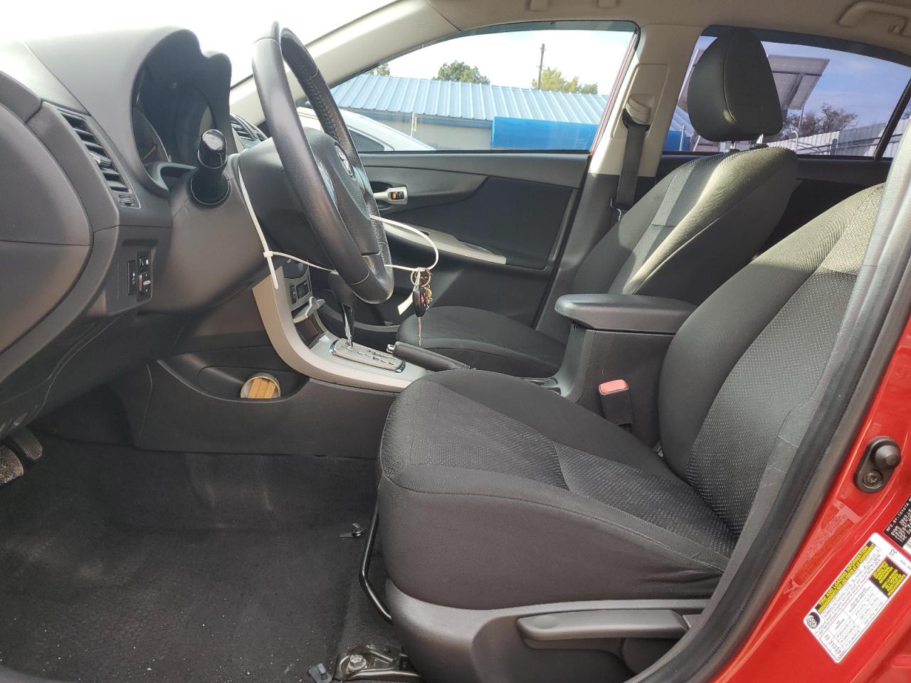 2010 Toyota Corolla Base VIN: 2T1BU4EE5AC495828 Lot: 82318675