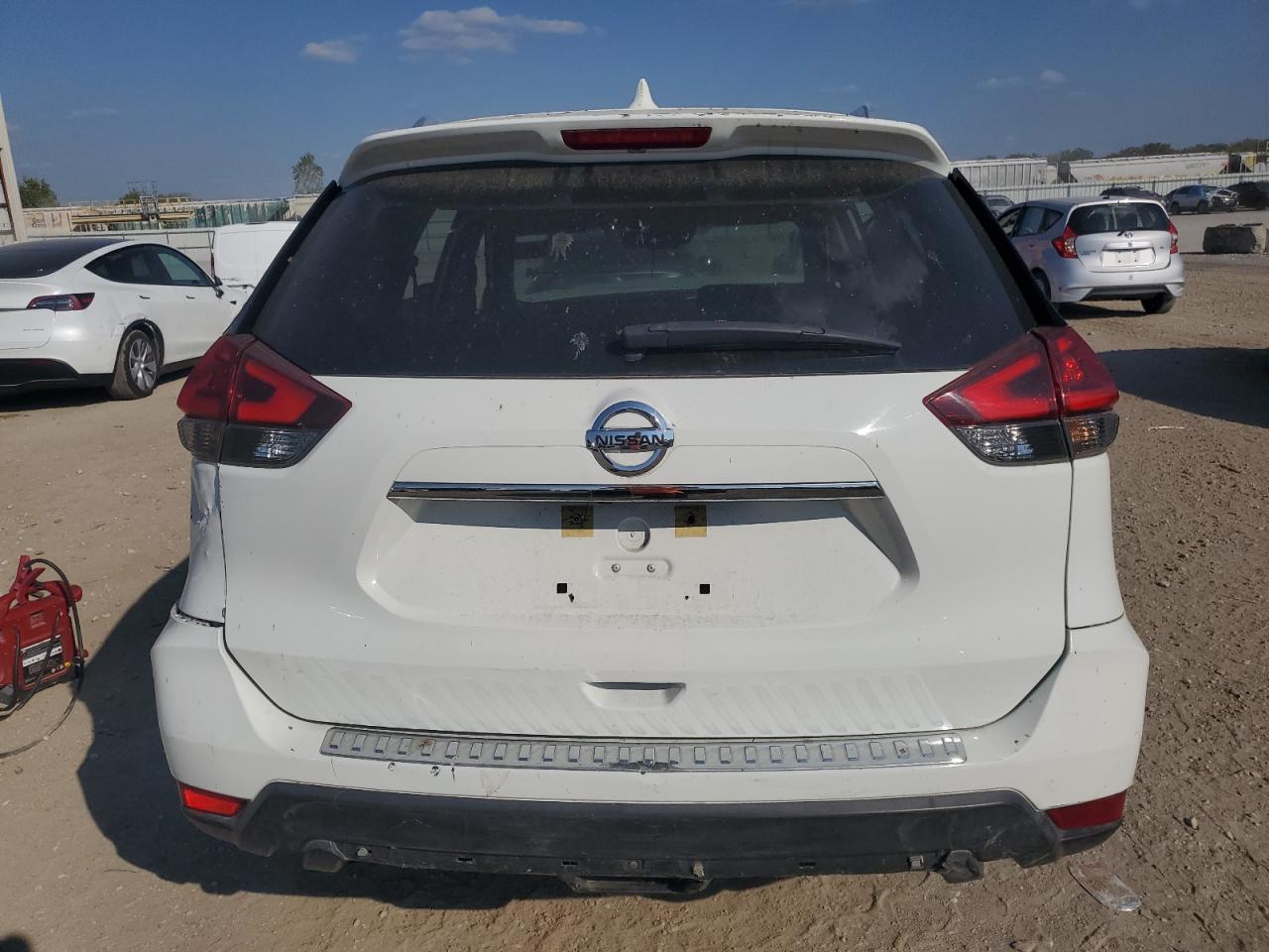2019 Nissan Rogue S VIN: KNMAT2MV4KP538627 Lot: 84753655