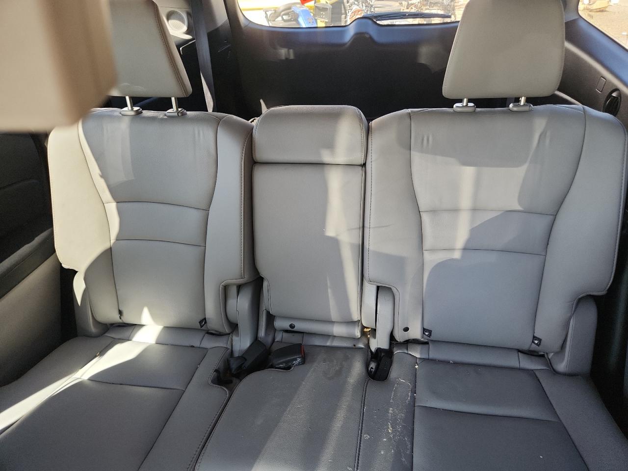 2017 Honda Pilot Touring VIN: 5FNYF5H95HB016337 Lot: 90667905