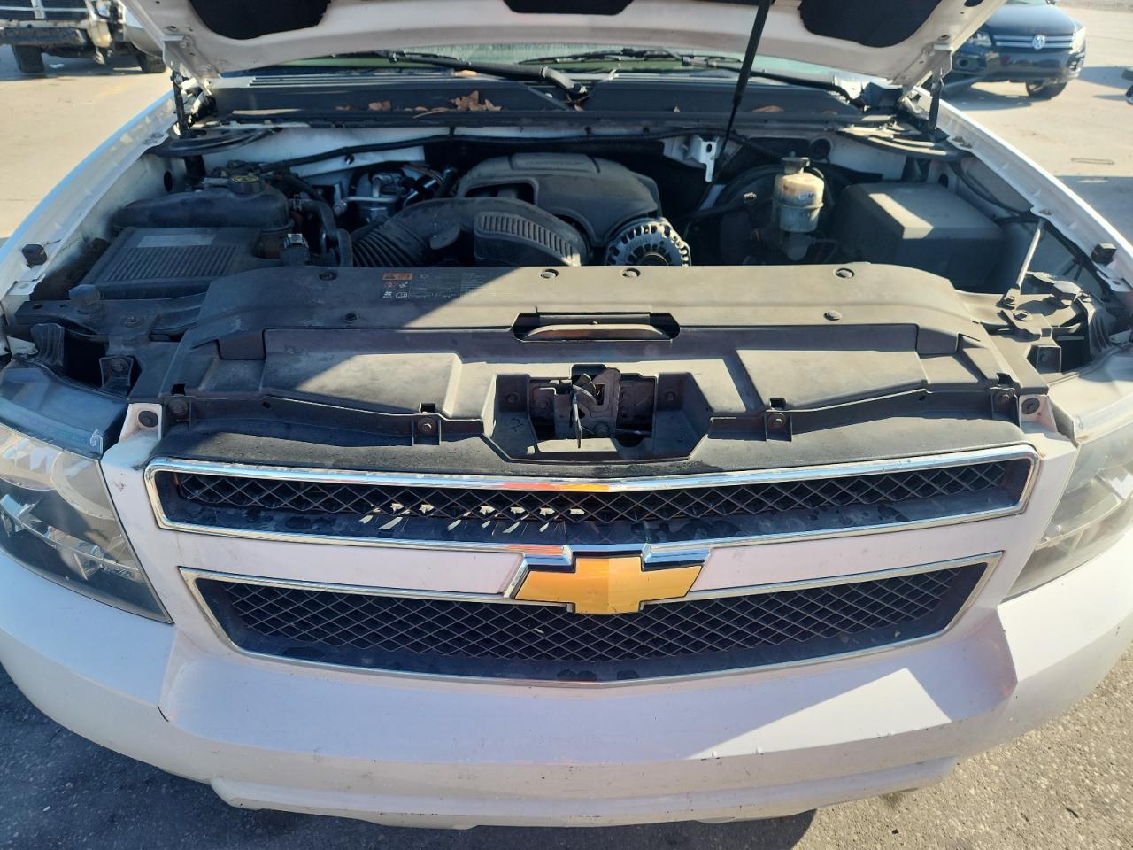 2013 Chevrolet Tahoe C1500 Ls VIN: 1GNSCAE03DR172692 Lot: 85724695