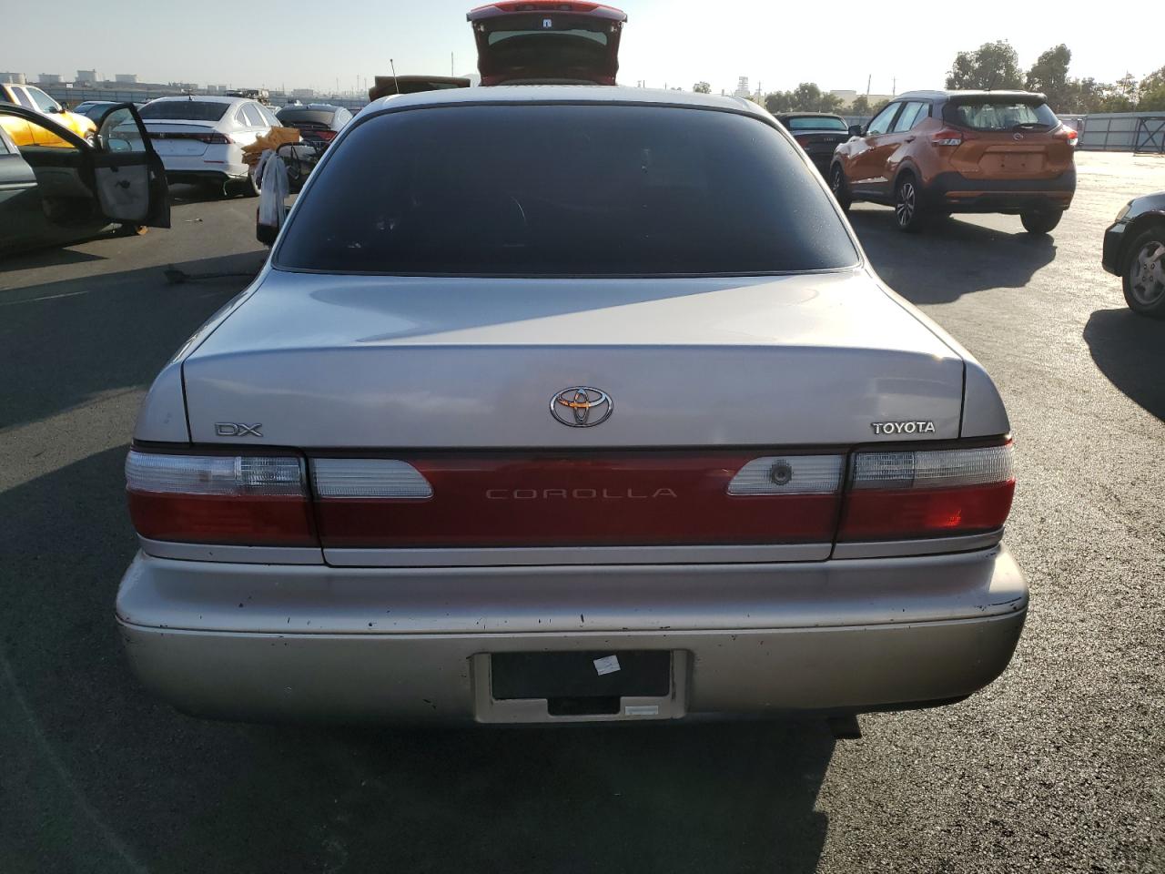 1996 Toyota Corolla Dx VIN: 1NXBB02E0TZ383569 Lot: 82731735