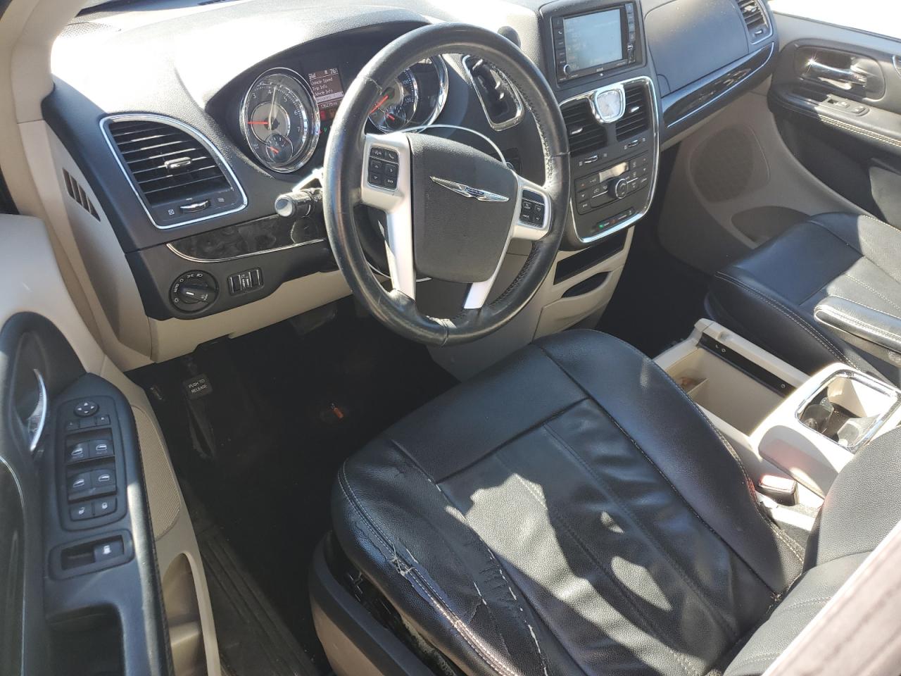 2015 Chrysler Town & Country Touring VIN: 2C4RC1BG6FR740827 Lot: 84874985