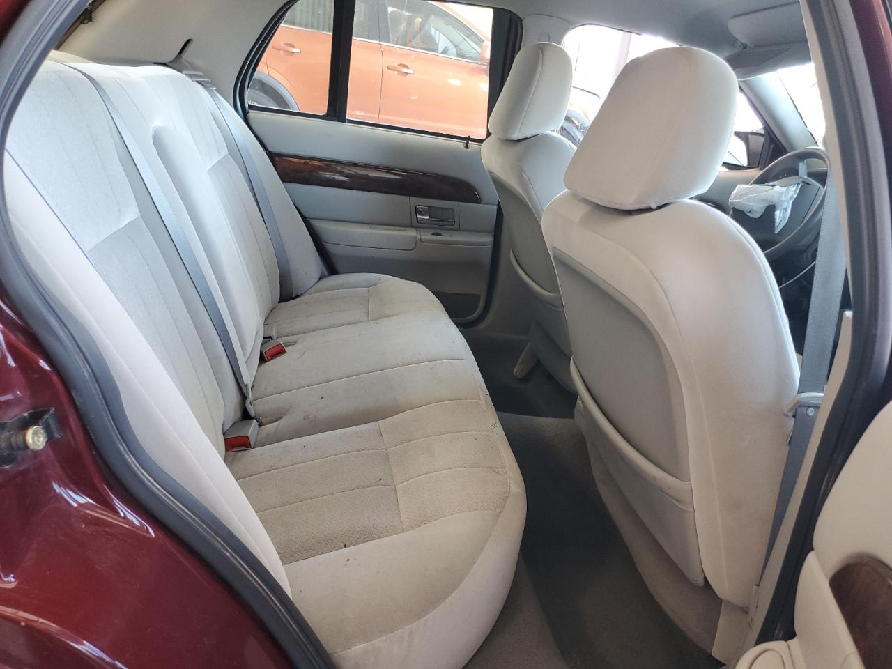 2005 Mercury Grand Marquis Gs VIN: 2MEFM74W65X605914 Lot: 85701295