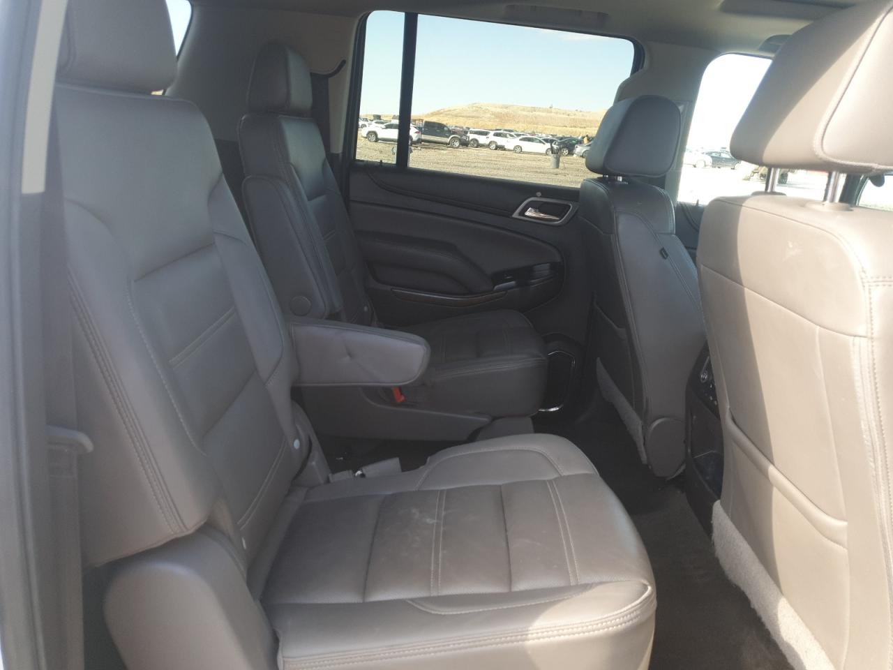 2019 GMC Yukon Xl Denali VIN: 1GKS2HKJ4KR128087 Lot: 84220225