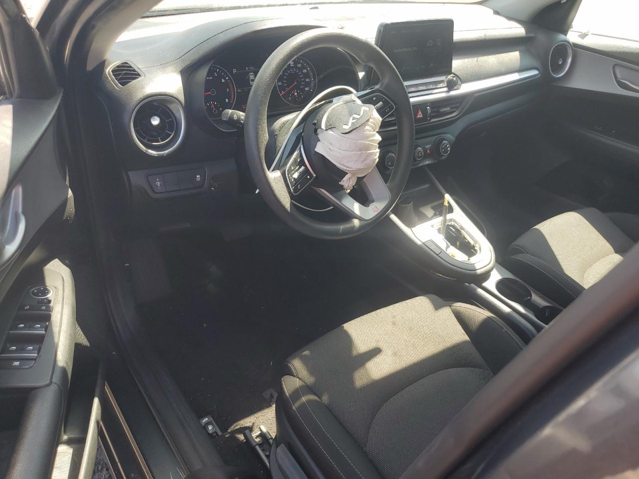 2023 Kia Forte Lx VIN: 3KPF24AD5PE567917 Lot: 84890915