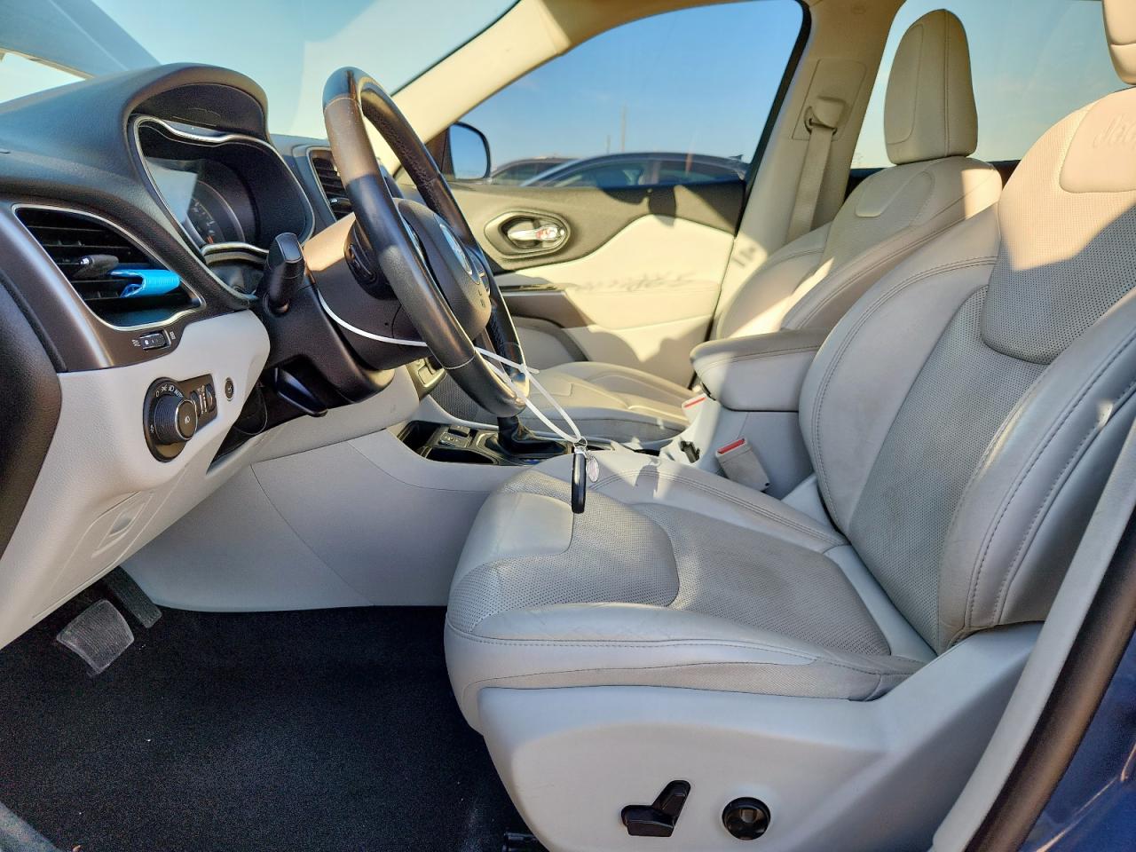 2020 Jeep Cherokee Latitude Plus VIN: 1C4PJLLX9LD634233 Lot: 86277865