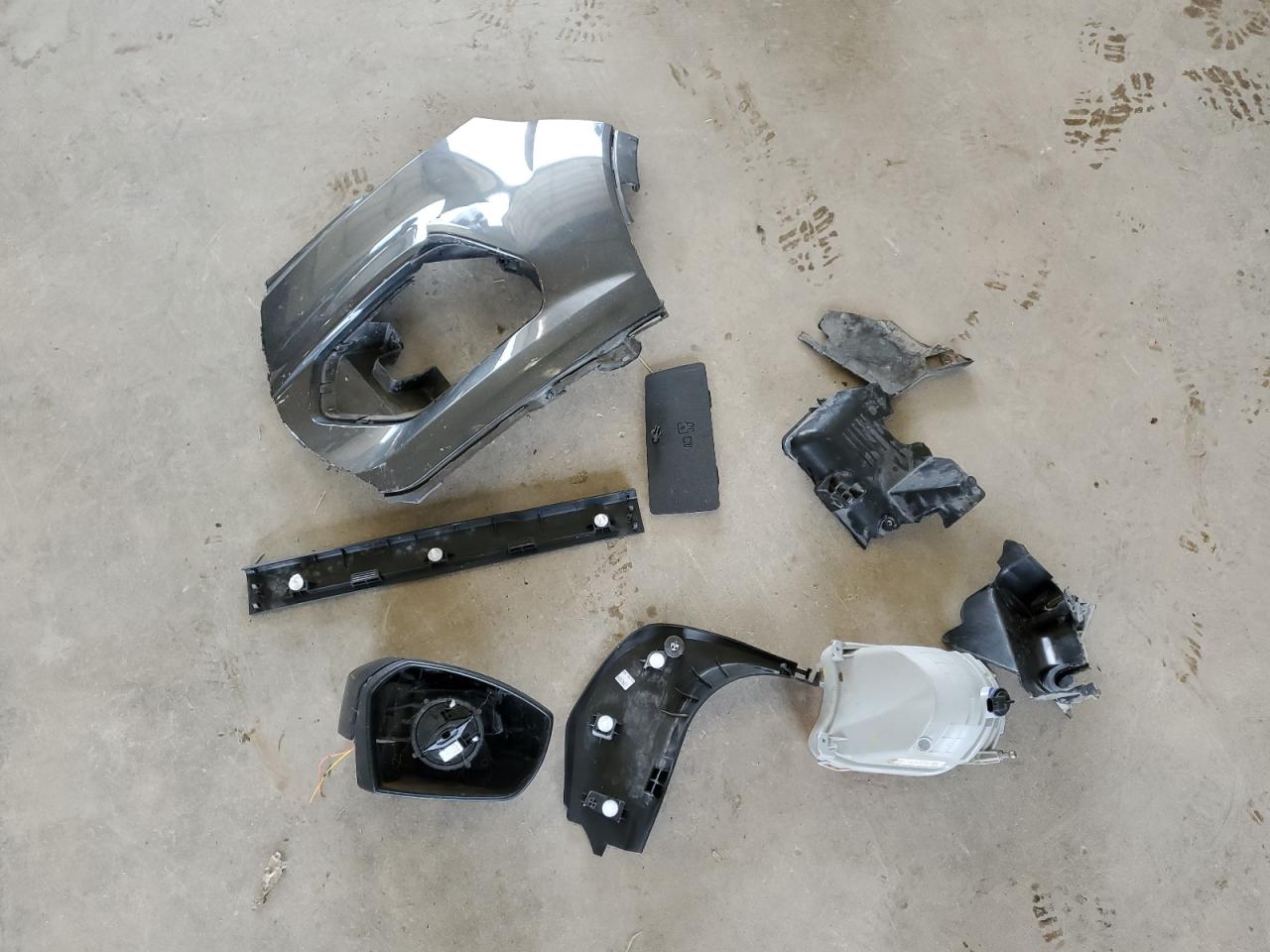 2018 Ford Escape S VIN: 1FMCU0F73JUA27673 Lot: 86707285