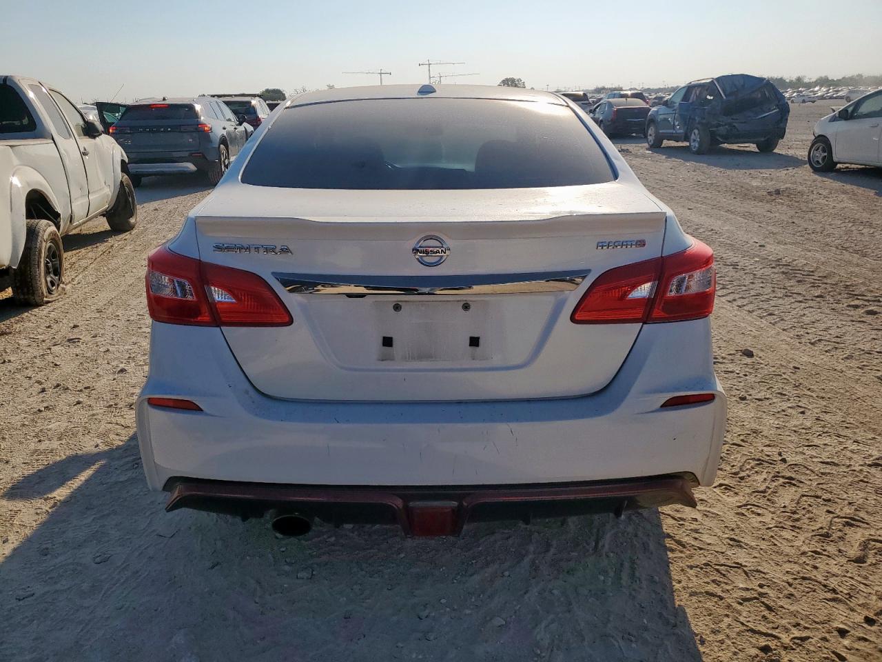 2017 Nissan Sentra Sr Turbo VIN: 3N1CB7AP7HY339810 Lot: 85203815