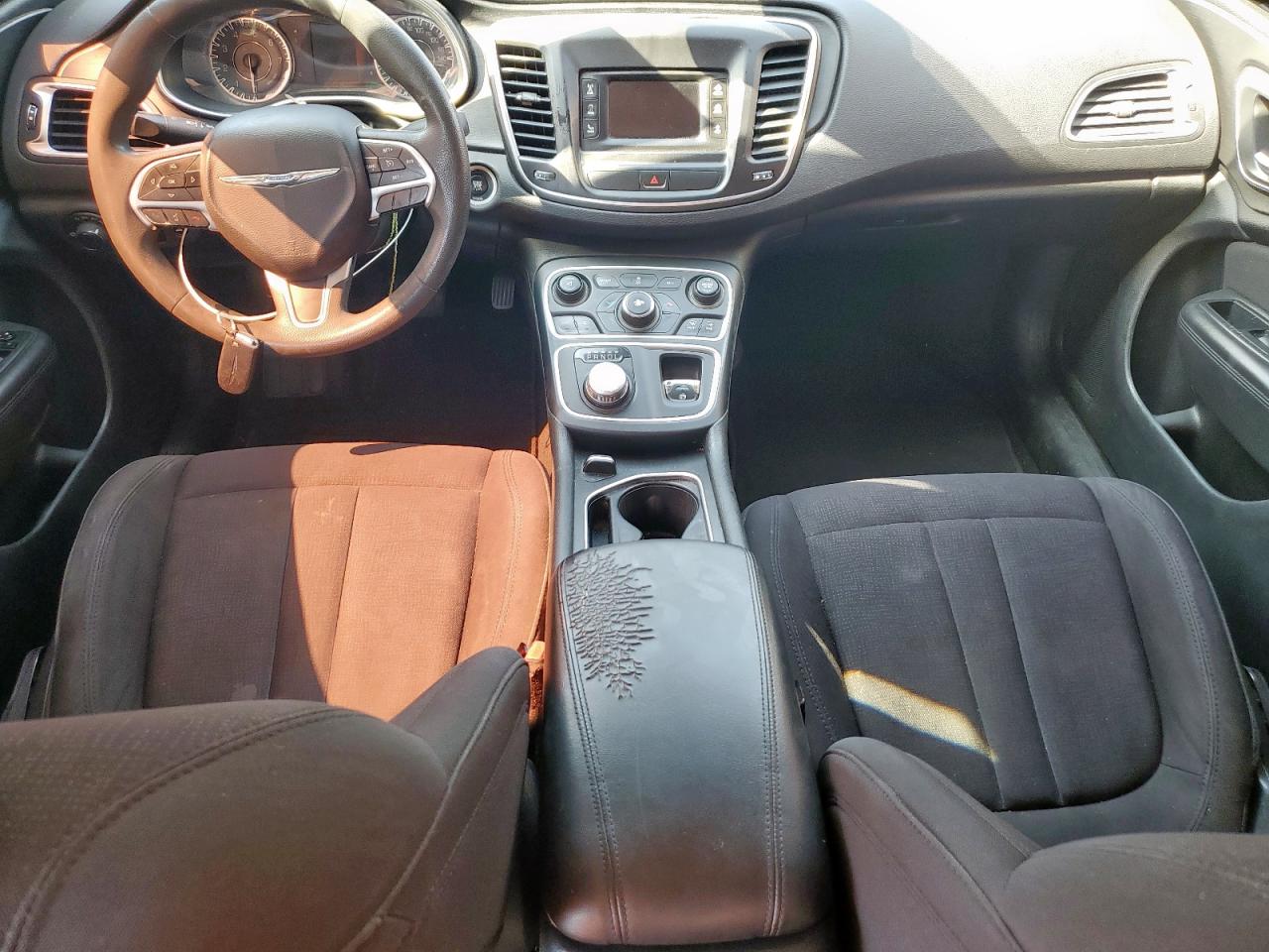 2015 Chrysler 200 Limited VIN: 1C3CCCAB6FN575659 Lot: 85813645