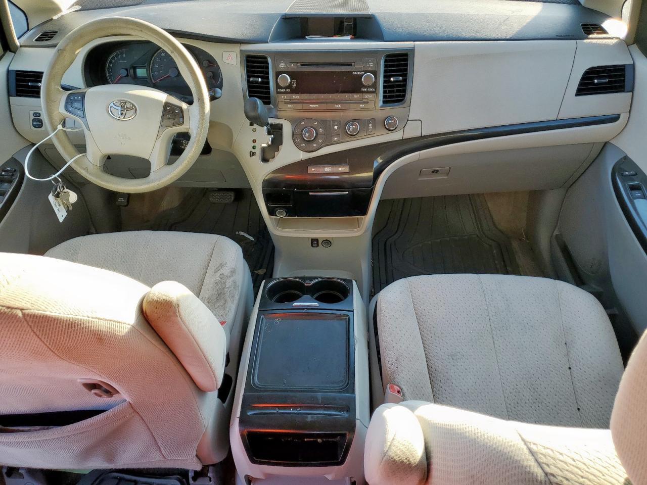 2012 Toyota Sienna Le VIN: 5TDKK3DC2CS270793 Lot: 85106675