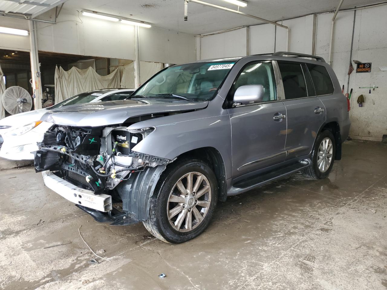 LEXUS LX570 2008. Lot# 84977045. VIN JTJHY00W284015732. Photo 1