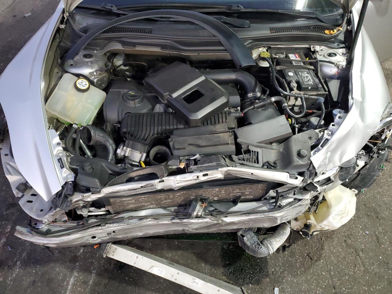 2012 Volvo C30 T5 VIN: YV1672MK1C2278339 Lot: 85202535