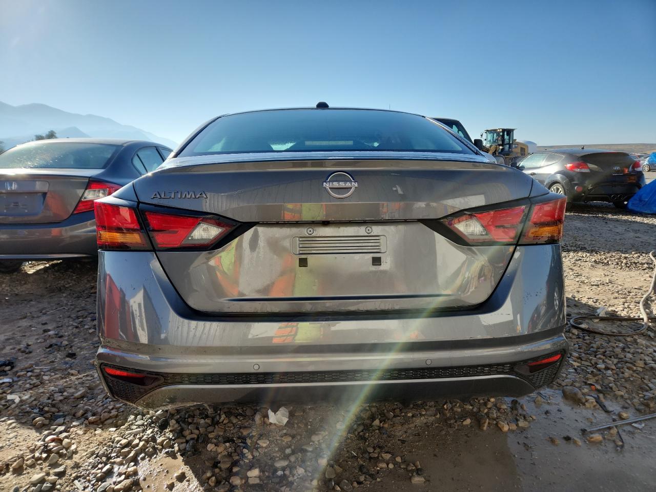 2025 Nissan Altima Sv VIN: 1N4BL4DV4SN380405 Lot: 85117155