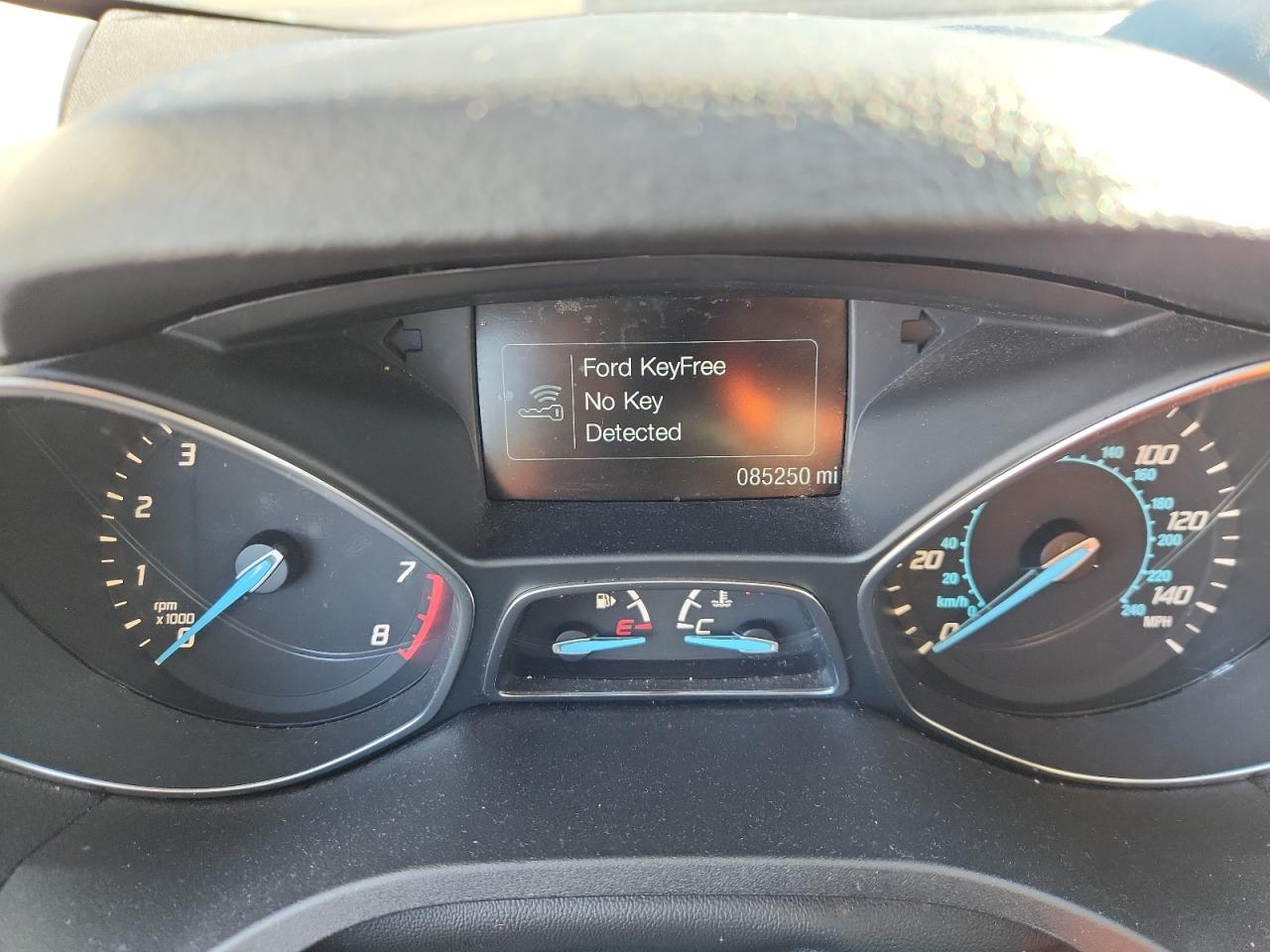 2016 Ford Escape Titanium VIN: 1FMCU9JXXGUC16857 Lot: 85663975