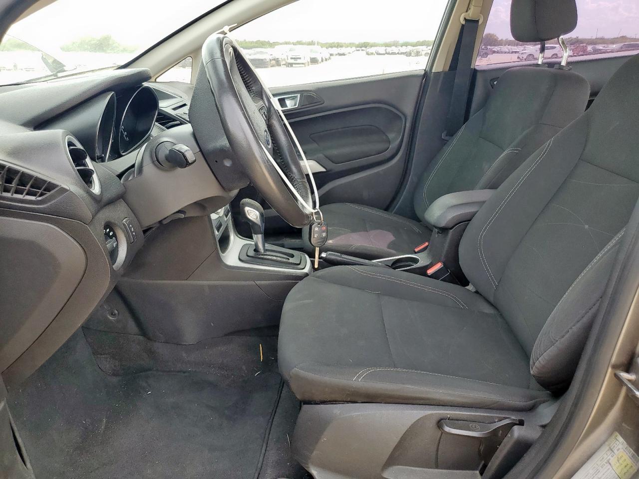 2016 Ford Fiesta Se VIN: 3FADP4BJ0GM122414 Lot: 85570925