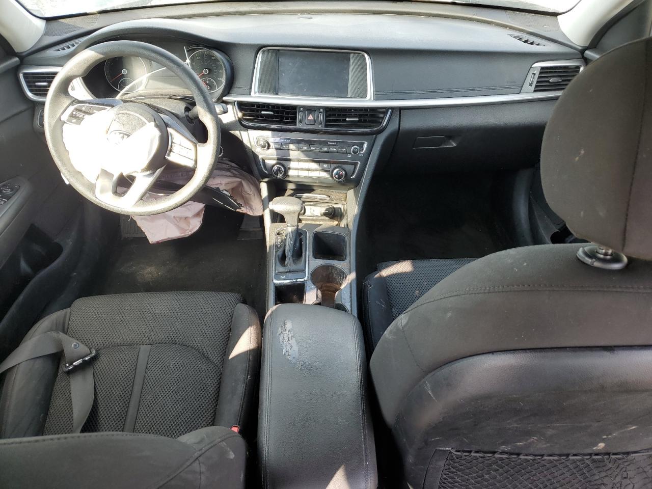 2020 Kia Optima Lx VIN: 5XXGT4L3XLG411864 Lot: 81912155