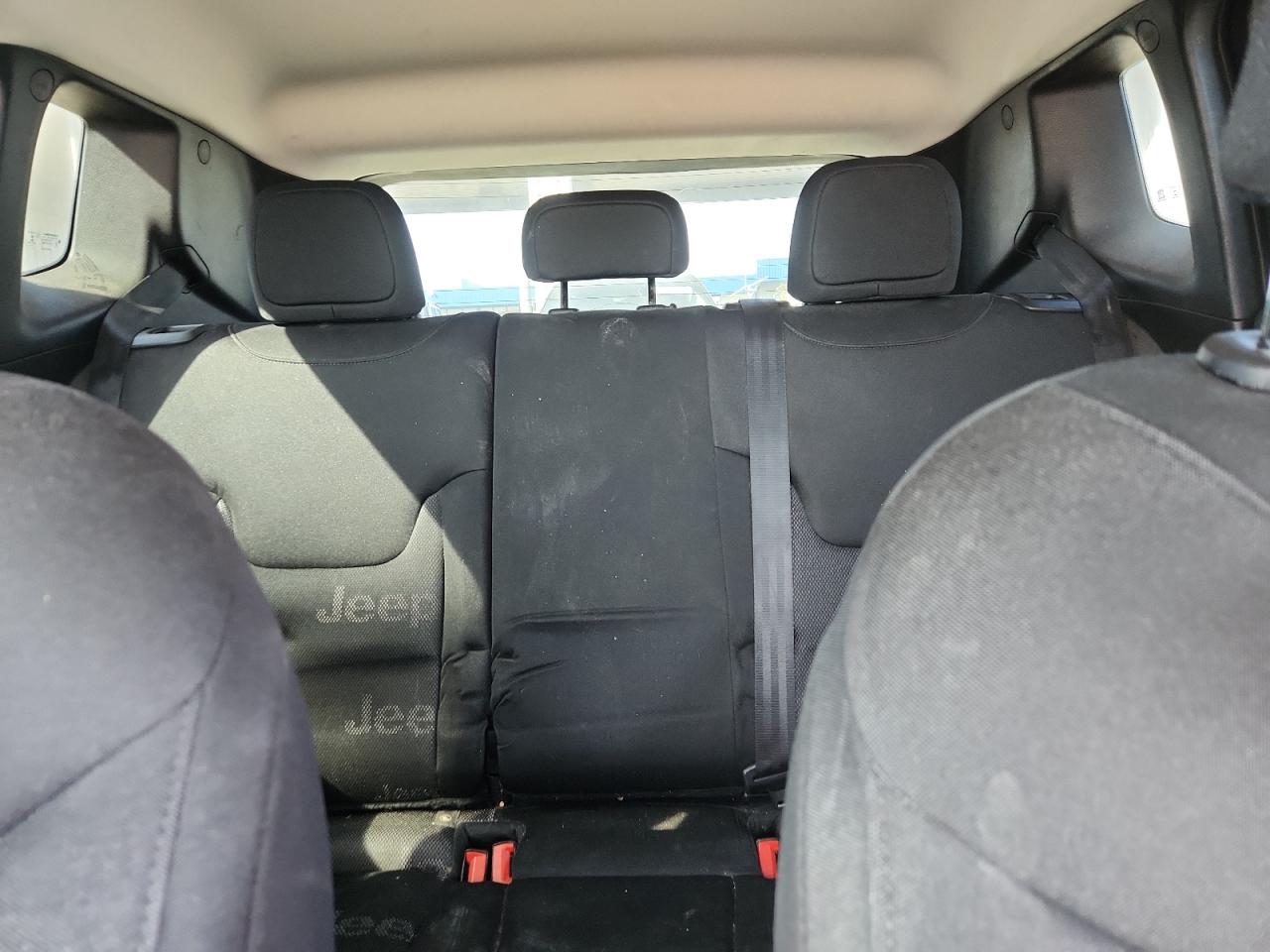 2017 Jeep Renegade Sport VIN: ZACCJBAH0HPG20864 Lot: 81428485