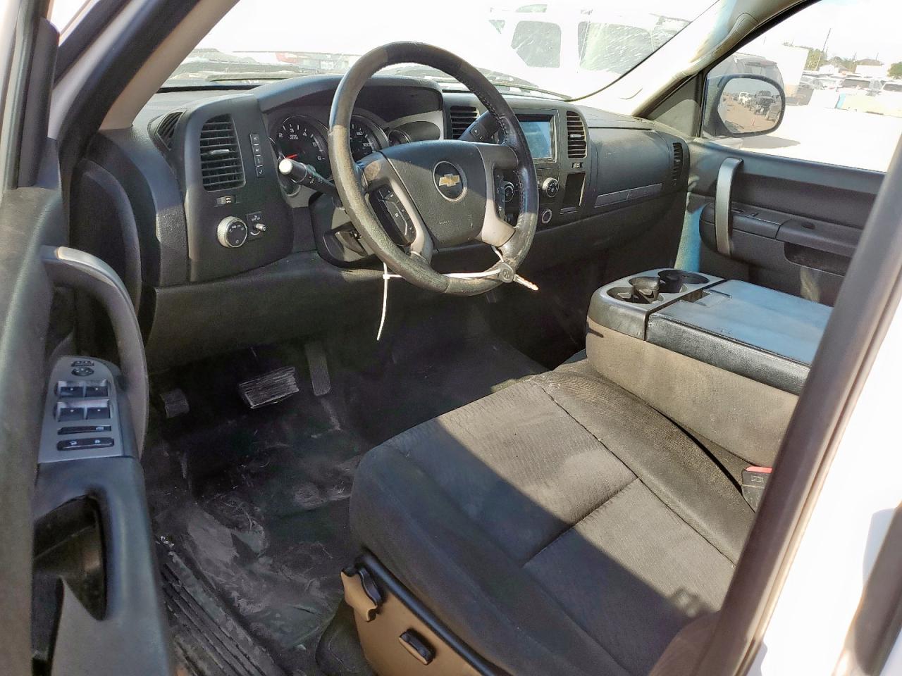 2011 Chevrolet Silverado C1500 Lt VIN: 1GCRCSE02BZ345645 Lot: 82348175