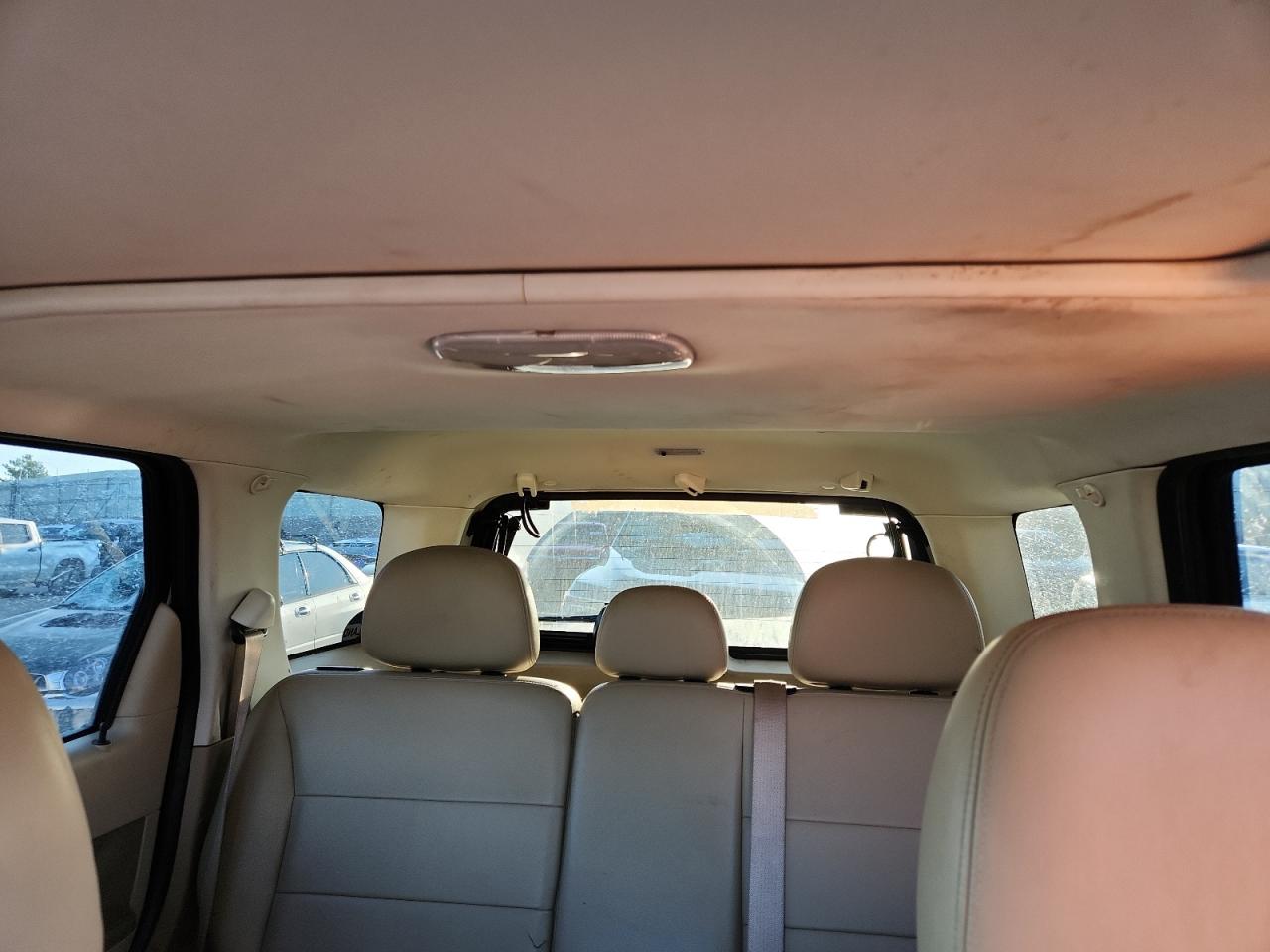 2010 Ford Escape Limited VIN: 1FMCU9EG7AKA45448 Lot: 86140385