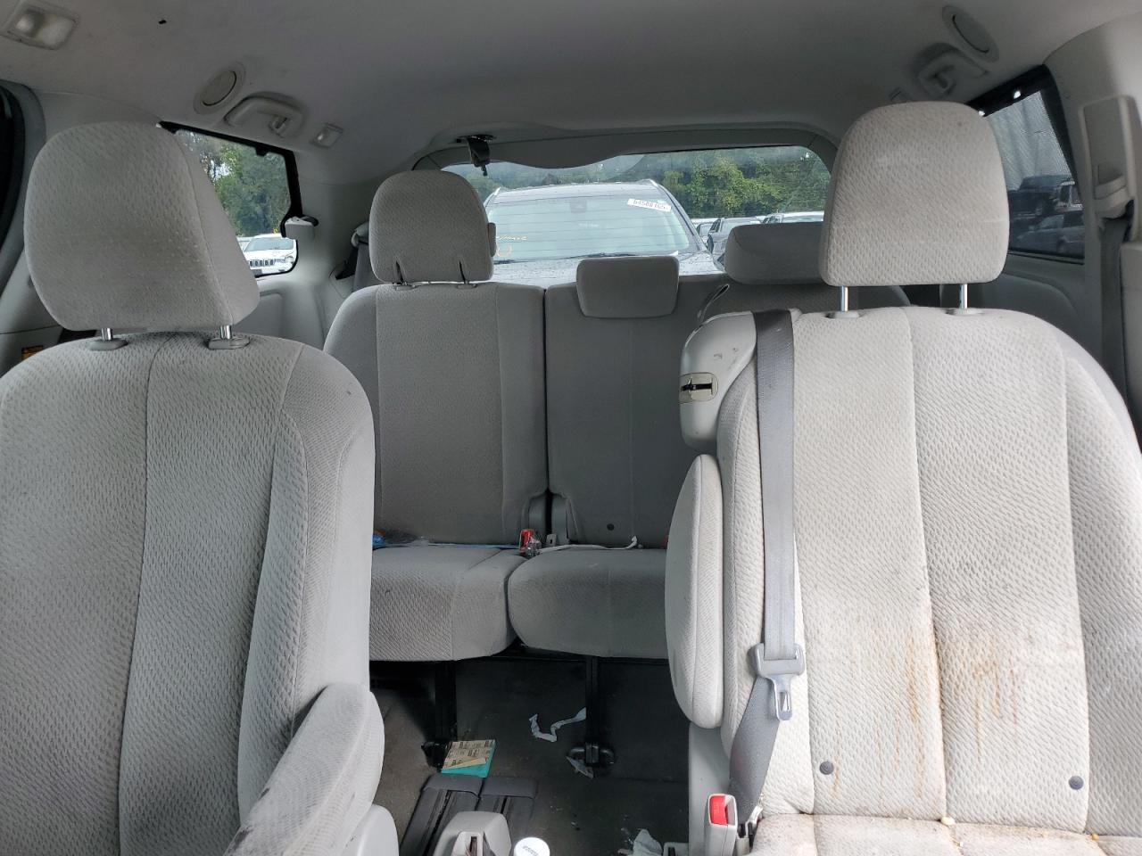 2013 Toyota Sienna Le VIN: 5TDKK3DC1DS389260 Lot: 84807565