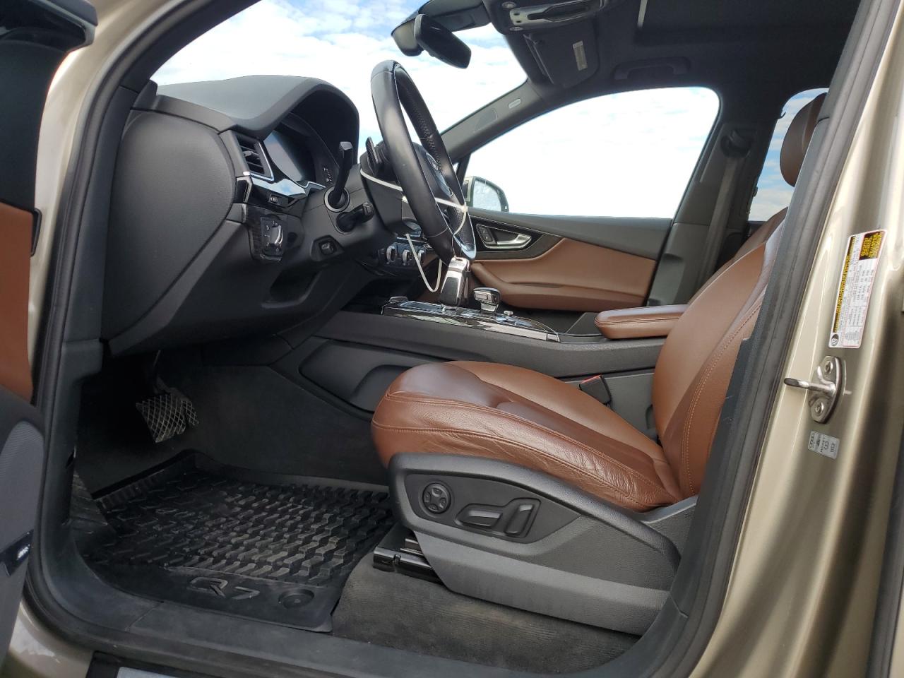 2017 Audi Q7 Premium Plus VIN: WA1LAAF71HD011706 Lot: 85343055